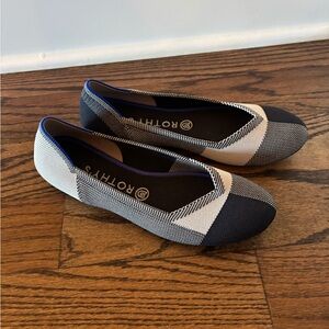 Rothy's Black and Cream Patterned Round Tow Flats size 9
